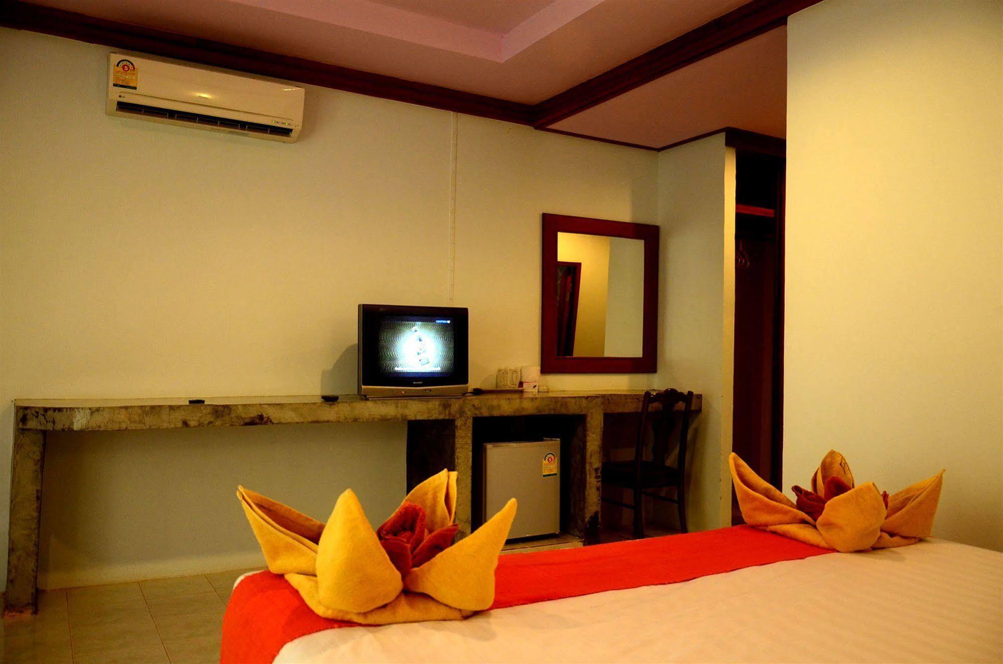 Koh Yao Chukit Dachanan Resort Ko Yao Noi Bagian luar foto